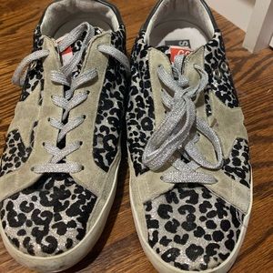 Golden goose size 38 (European)